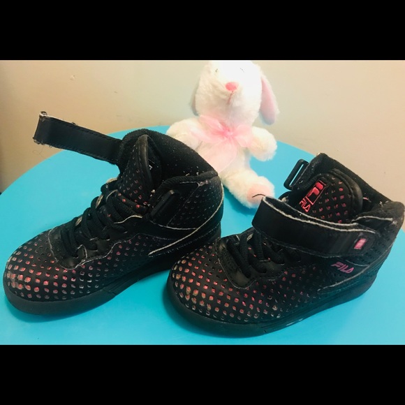 Toddler Fila High Top Sneakers Size 11 Sold as is - Picture 3 of 5